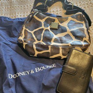 Dooney and Bourke Purse & wallet